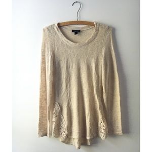 NWOT Light Tunic Sweater